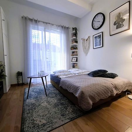 Apartament Na Grobli, Przy Kladce Zwierzynieckiej Wrocław Buitenkant foto